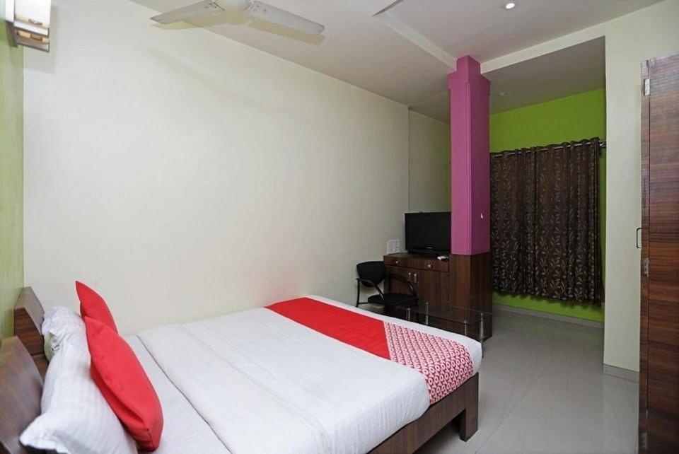 Fabexpress The Paradise Pune Exterior photo
